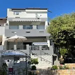 Bakula Apartment