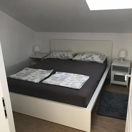 Lägenhet Bakula Mandre